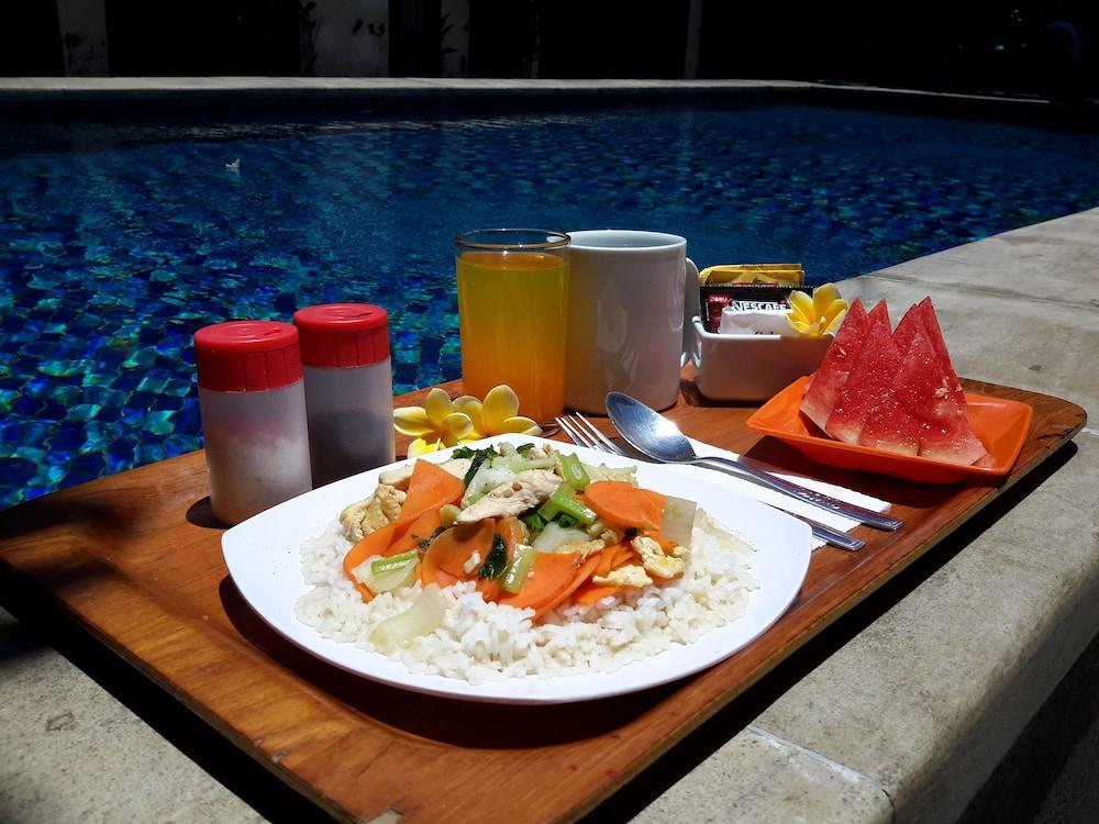 Coco De Heaven House Hotel Jimbaran  Ngoại thất bức ảnh