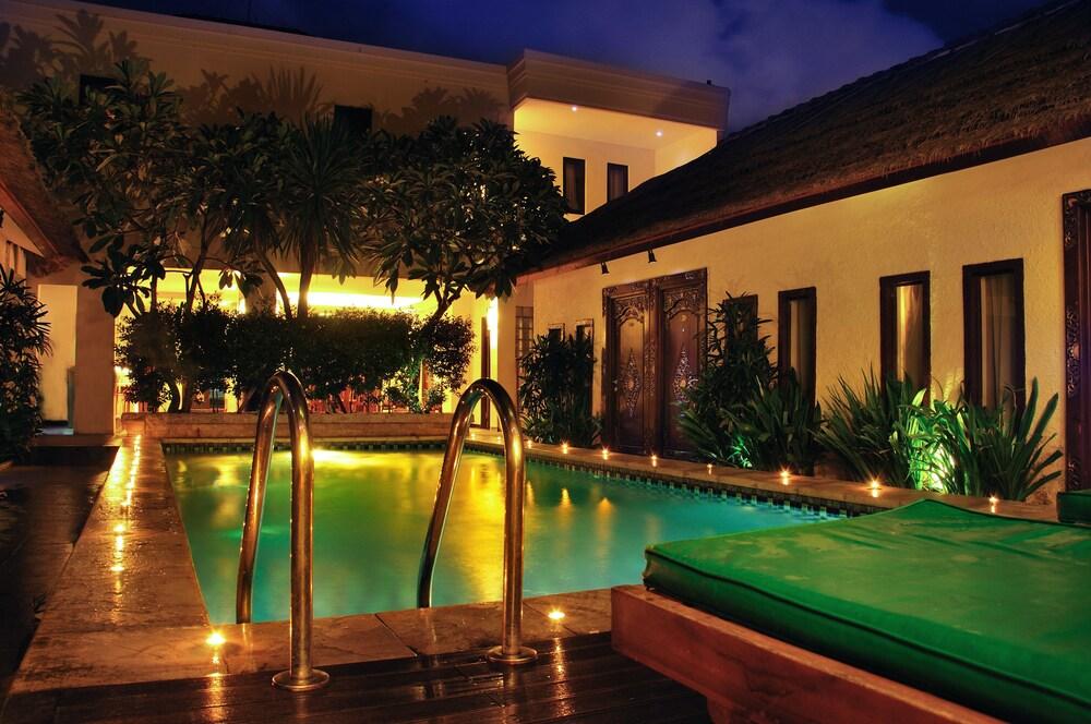 Coco De Heaven House Hotel Jimbaran  Ngoại thất bức ảnh
